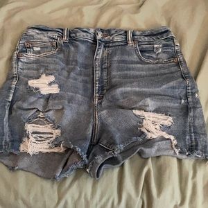 American Eagle Curt Super High Rise Shortie